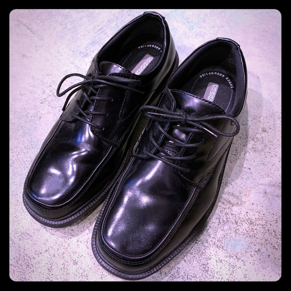 Men’s Sz 8 Black Leather Dress Shoes